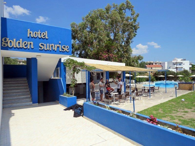 Hôtel Golden Sunrise à Gennadi Extérieur photo