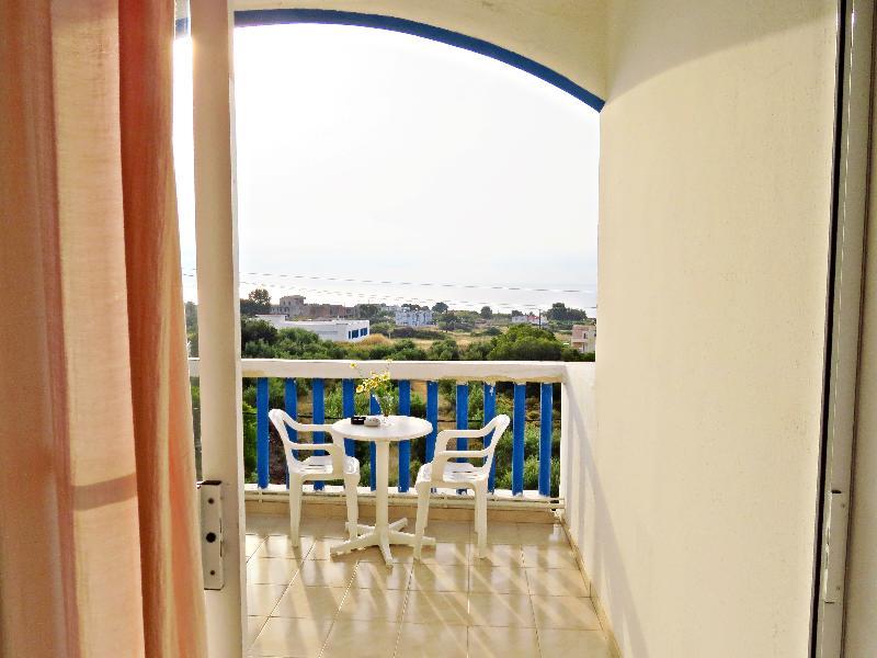 Hôtel Golden Sunrise à Gennadi Extérieur photo