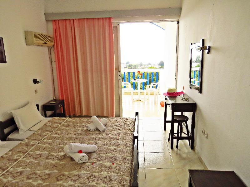 Hôtel Golden Sunrise à Gennadi Extérieur photo