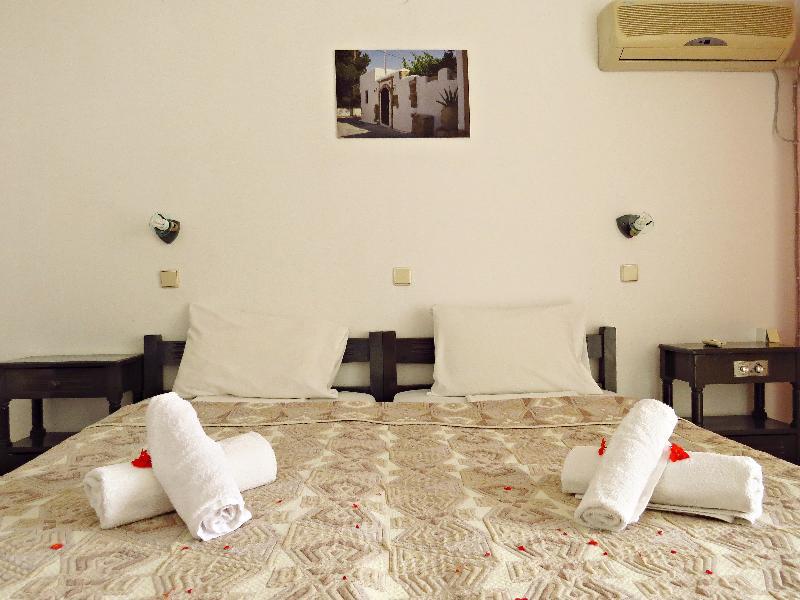 Hôtel Golden Sunrise à Gennadi Extérieur photo