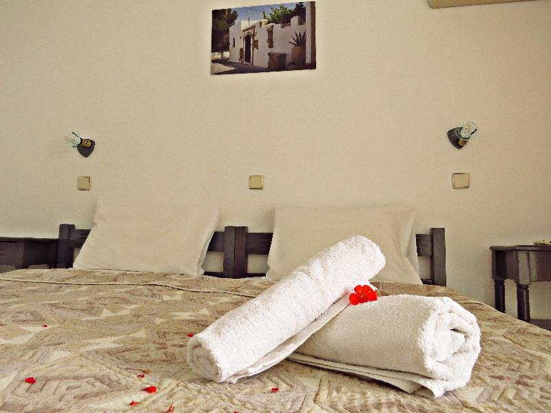 Hôtel Golden Sunrise à Gennadi Extérieur photo
